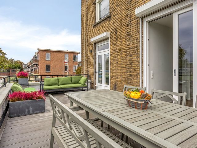 Voorthuizenstraat 242, Den Haag