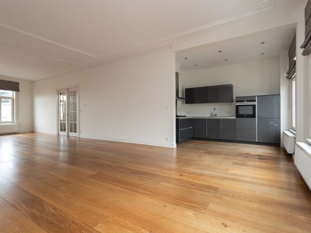 Javastraat 94B, Den Haag