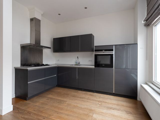 Javastraat 94B, Den Haag