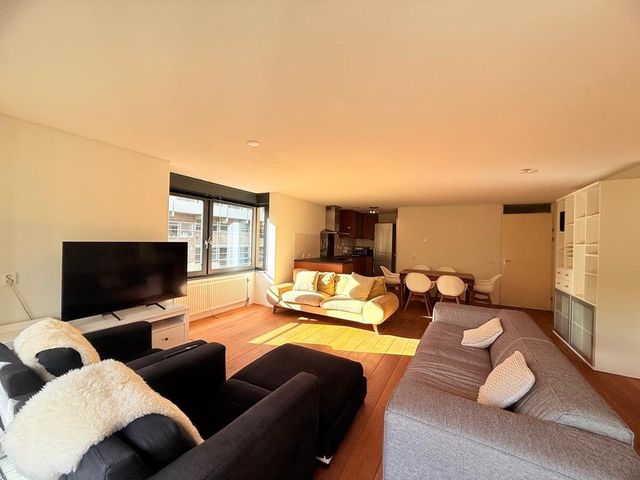 De Lierhof 6, Amsterdam