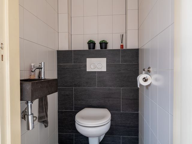 Oosteind 70, Sprang-Capelle