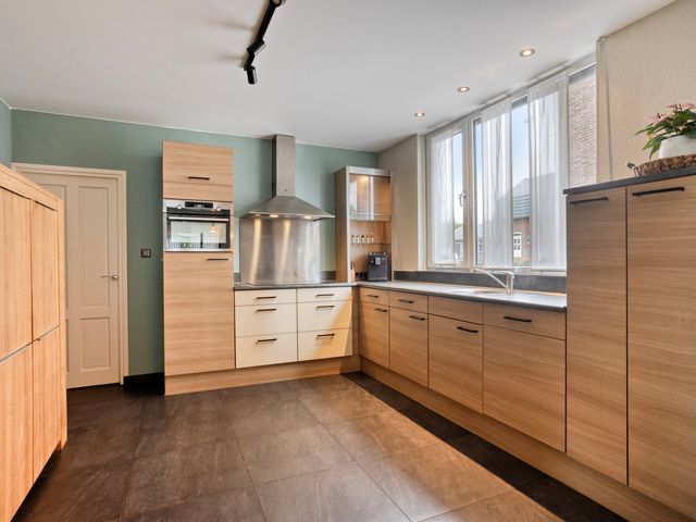 Burgemeester Geradtsstraat 8, Posterholt