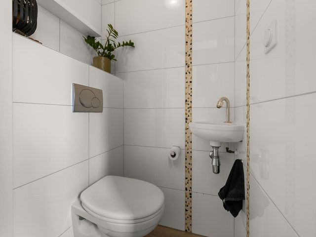 Assumburgstraat 12, Assendelft