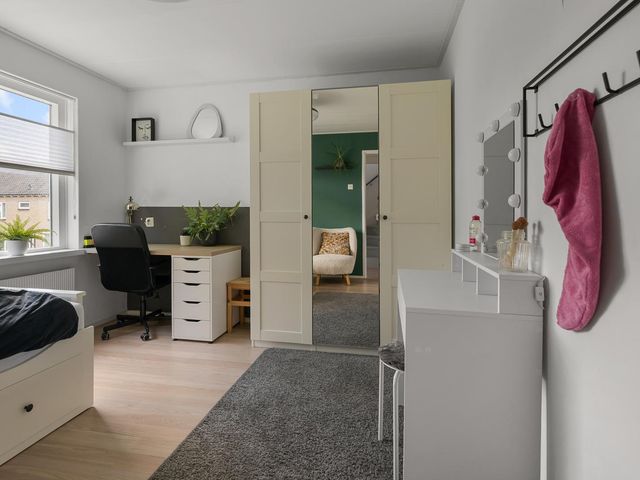 Assumburgstraat 12, Assendelft