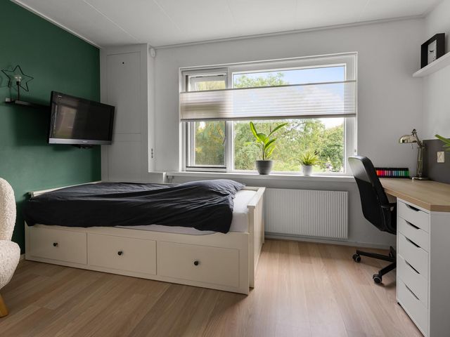 Assumburgstraat 12, Assendelft