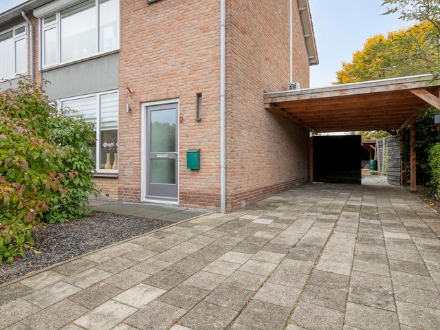 Jonker Aartendam 9, Brakel
