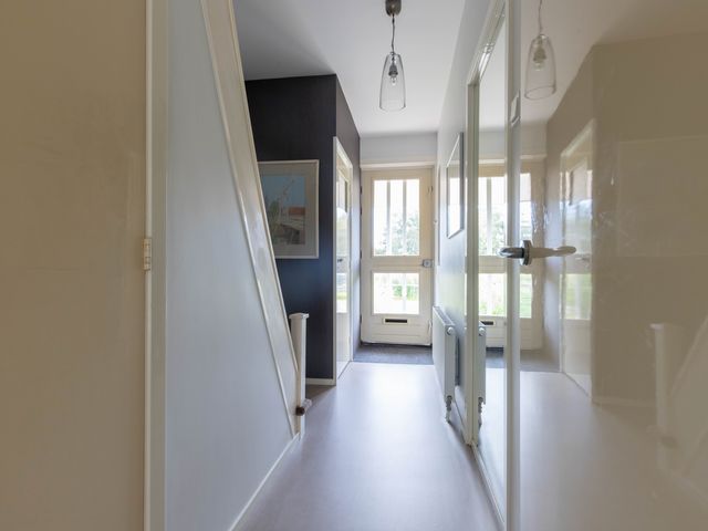 Noordeinde 64, Leimuiden