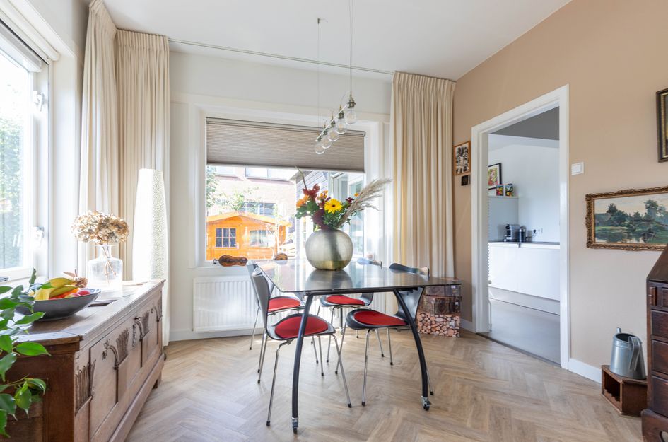 Noordeinde 64