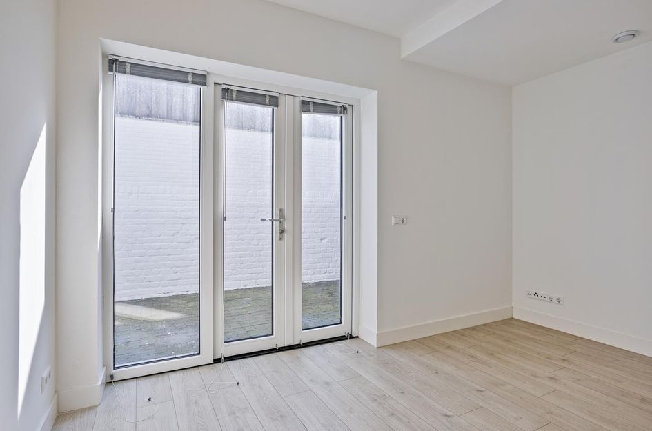 de Ruyterstraat 8A