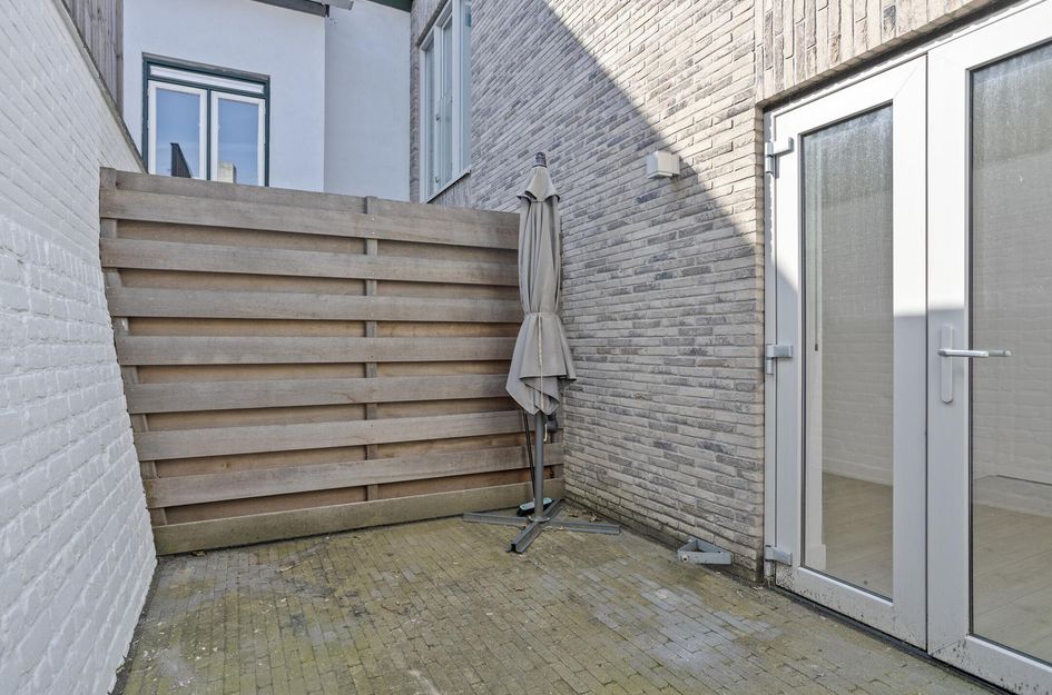 de Ruyterstraat 8A