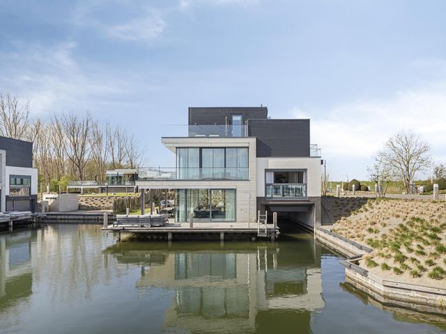 Christiaanpolderweg 1, Arnemuiden