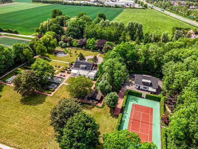 Oude Nieuwlandseweg 3, Nieuwerkerk
