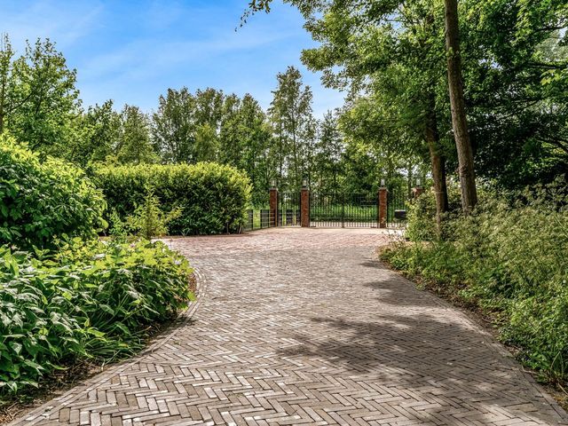 Oude Nieuwlandseweg 3, Nieuwerkerk