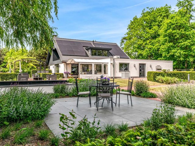 Oude Nieuwlandseweg 3, Nieuwerkerk