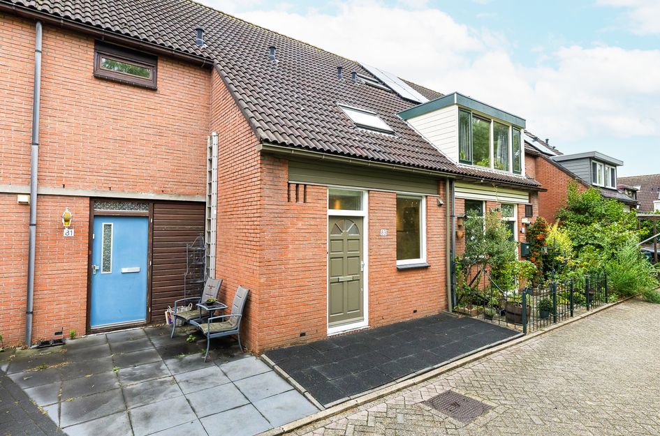 Doornenburg 83