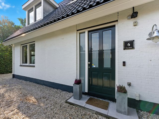 W.B. van der Veldenstraat 6, Alblasserdam