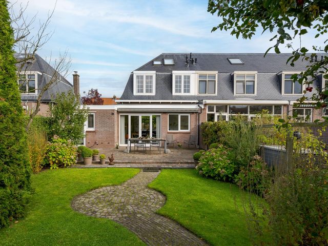 Wijngaardenlaan 79, Voorschoten