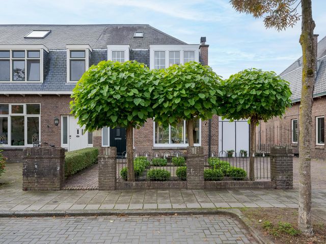 Wijngaardenlaan 79, Voorschoten
