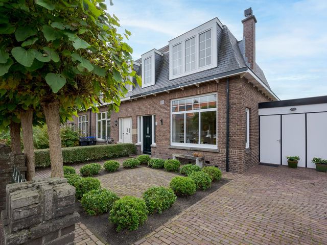 Wijngaardenlaan 79, Voorschoten