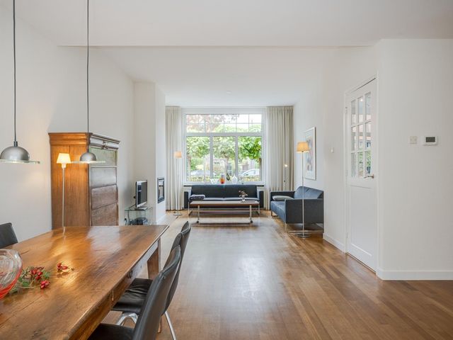 Wijngaardenlaan 79, Voorschoten