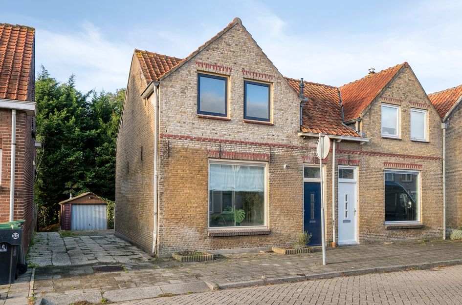 Oost Voorgors 26