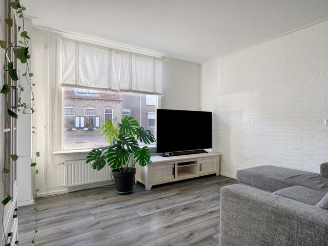 Oost Voorgors 26, Middelharnis