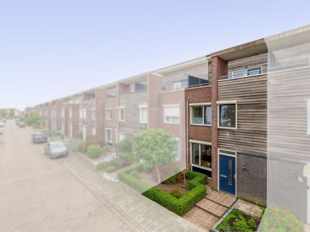 Lisdodde 38, Tegelen