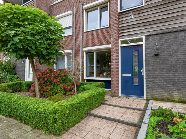 Lisdodde 38, Tegelen