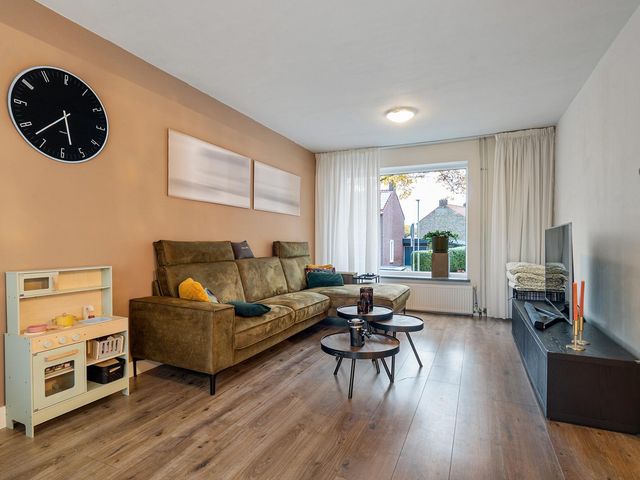 Van Itersonstraat 28, Geleen