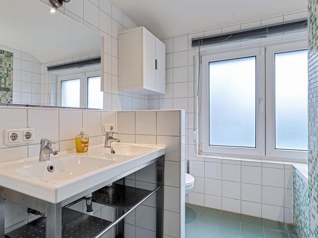 Van Itersonstraat 28, Geleen
