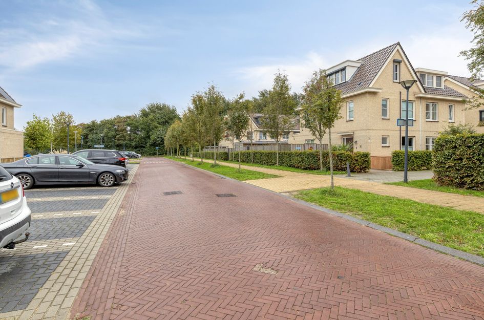 Dokter Fokkensstraat 8