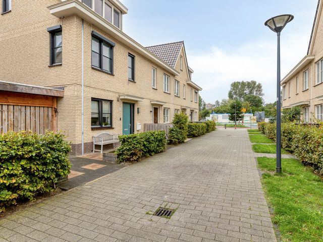 Dokter Fokkensstraat 8, Hoek Van Holland