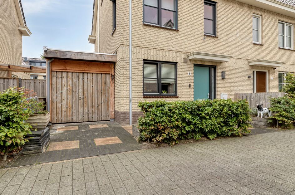 Dokter Fokkensstraat 8