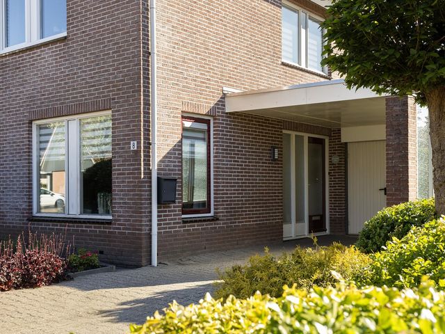 Italiëlaan 8, Schoonebeek