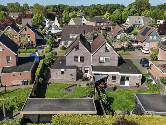 Italiëlaan 8, Schoonebeek