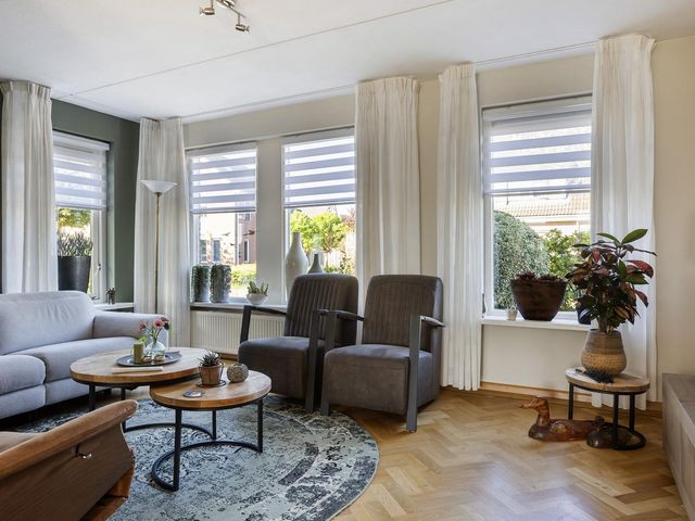 Italiëlaan 8, Schoonebeek