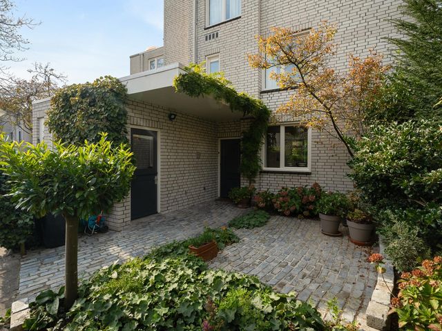Lemsterland 18, Zoetermeer