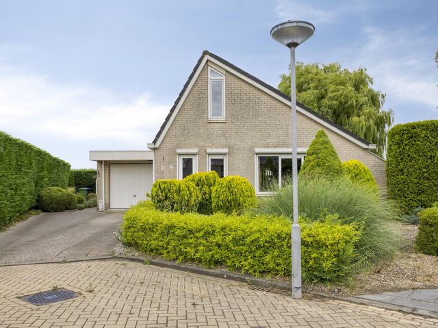 Bergeendstraat 6, Hengstdijk