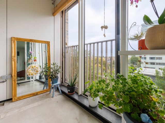 Mangoweg 105, Leiden