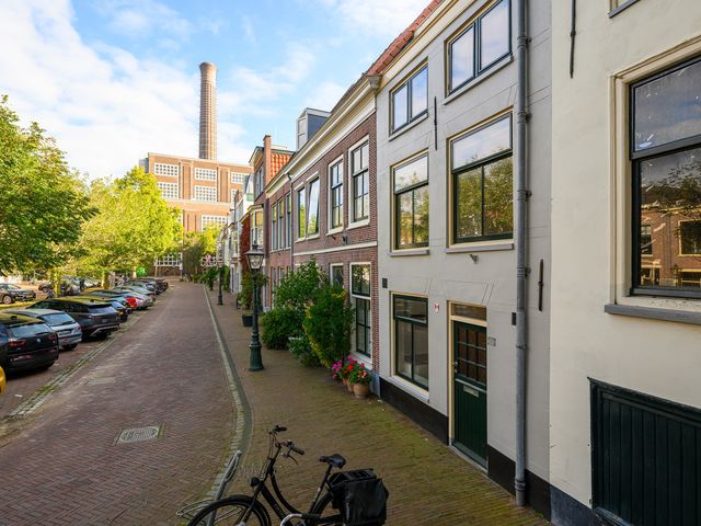 Volmolengracht 1, Leiden
