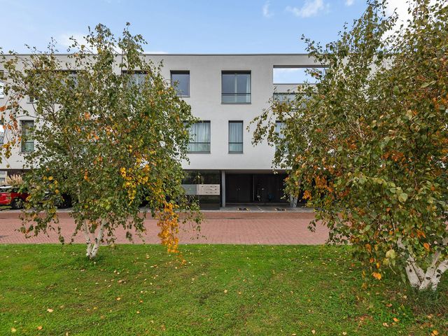 Van der Paauwkade 22, Leiden