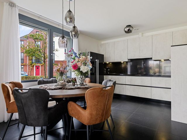 Van der Paauwkade 22, Leiden