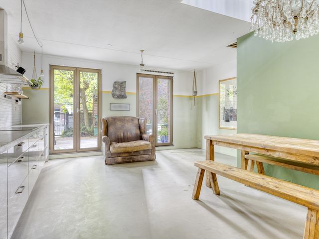 Bert Haanstrakade 142A, Amsterdam