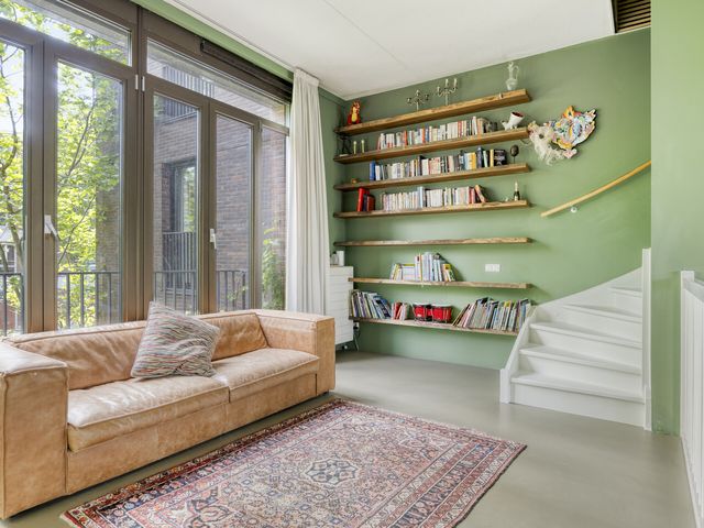 Bert Haanstrakade 142A, Amsterdam