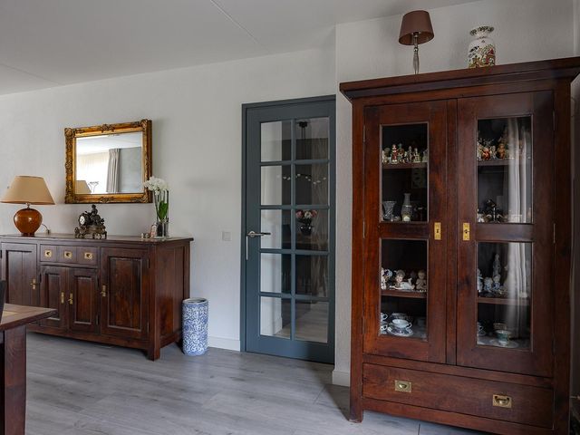 Sierheuvel 10, Best