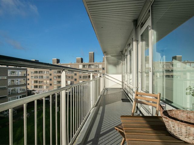 Parelmoerhorst 57, Den Haag