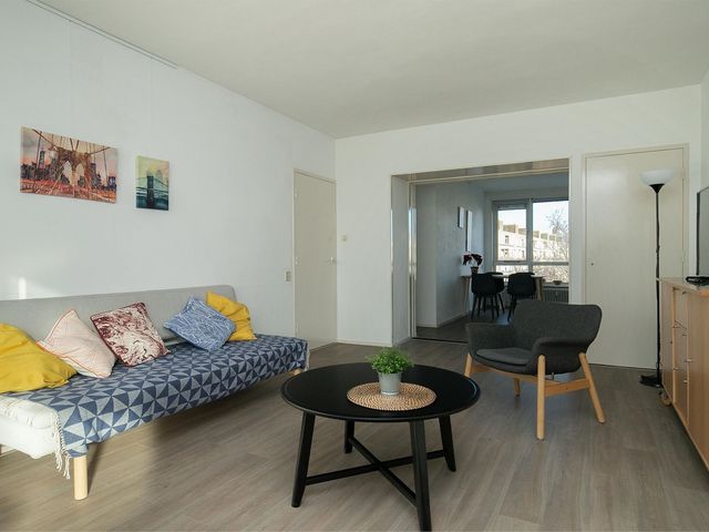 Parelmoerhorst 57, Den Haag