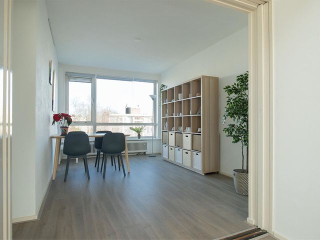 Parelmoerhorst 57, Den Haag