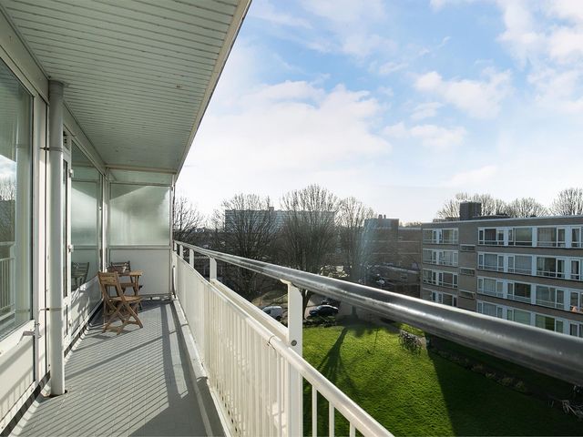 Parelmoerhorst 57, Den Haag