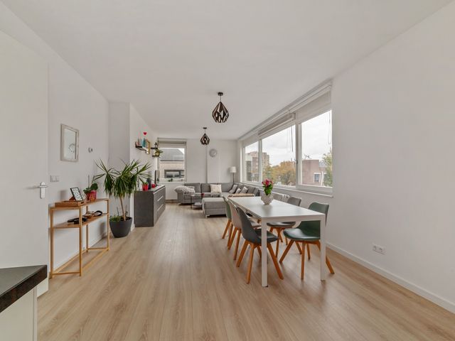 Uiverlaan 14E, Maassluis